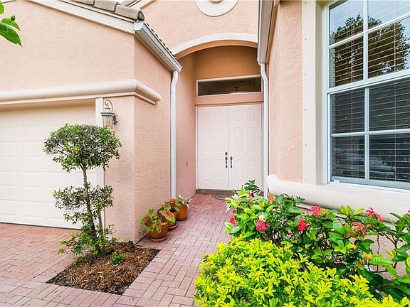3rd image of 1513 SE Legacy Cove Cir