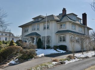 18 Snowden Pl, Glen Ridge, NJ 07028