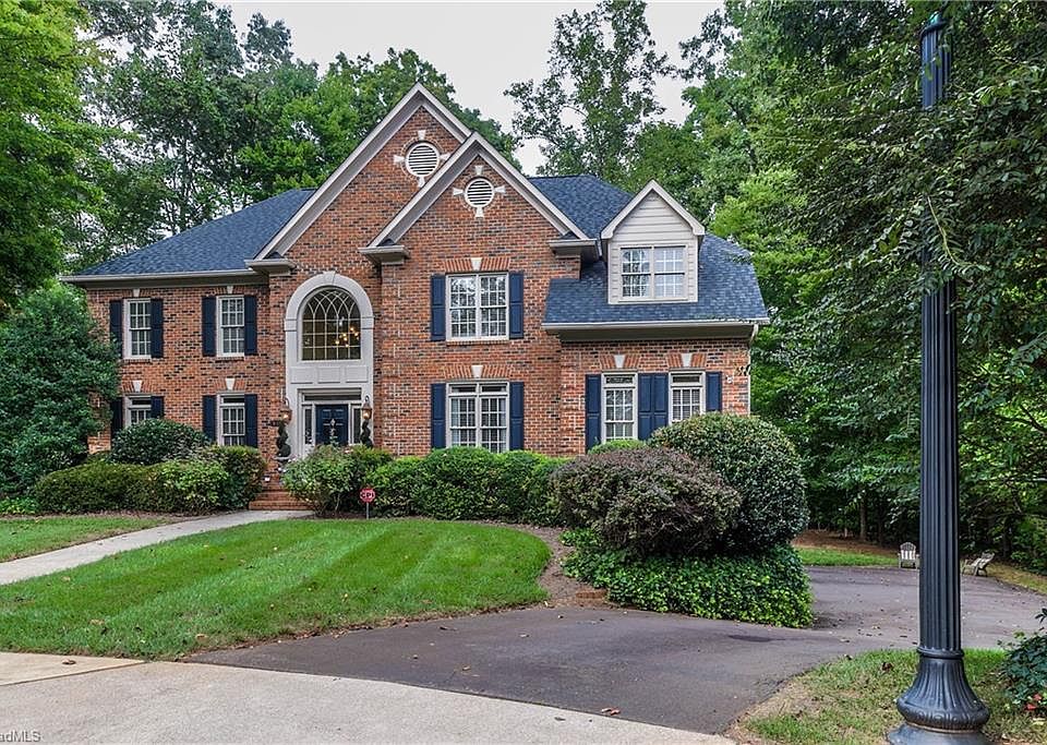 1st image of 113 Cedarwood Creek Ct