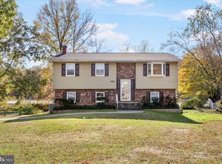 6843 S River Dr, Middle River, MD 21220