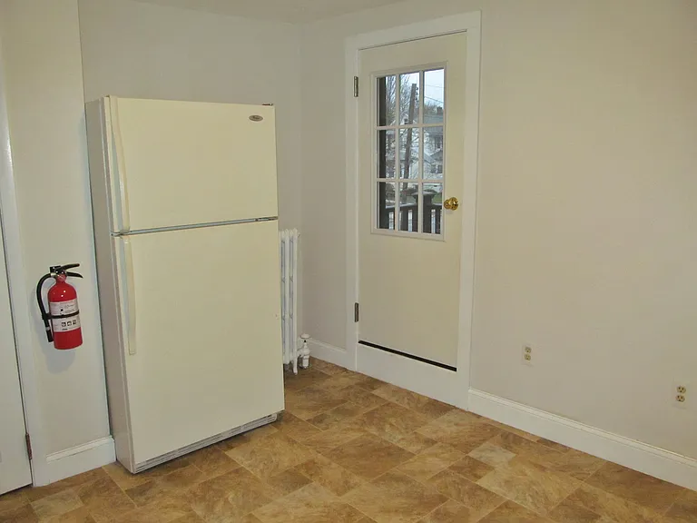 146 E Cliff St #2 — Photo 6