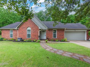 58 Braewood Cv, Jackson, TN 38305