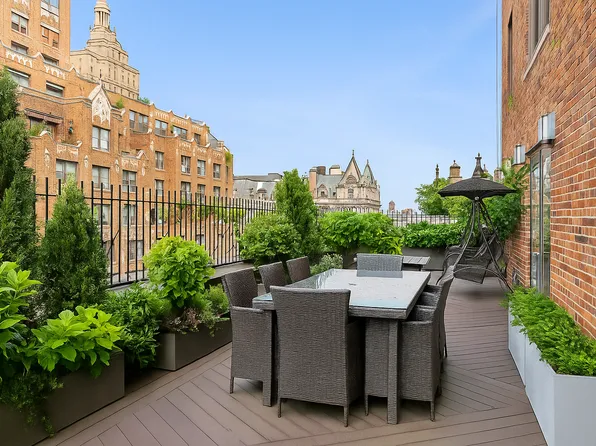 27 West 72nd Street image 4 of 9