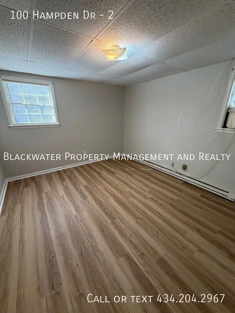 1 Bedroom Apartment off Lakeside Drive! — Photo 3