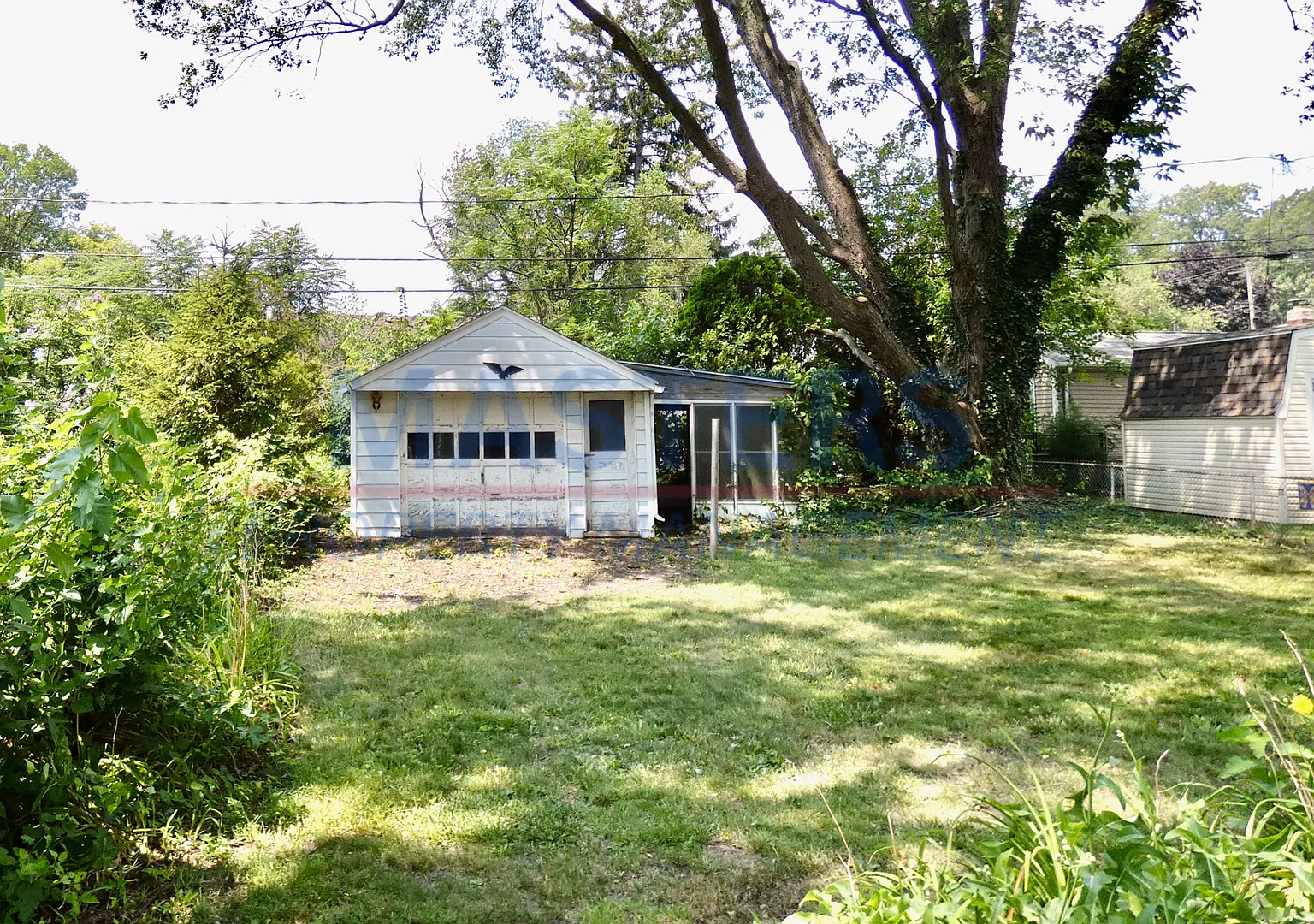 Charming Home with Spacious Backyard in Toledo! — Photo 2