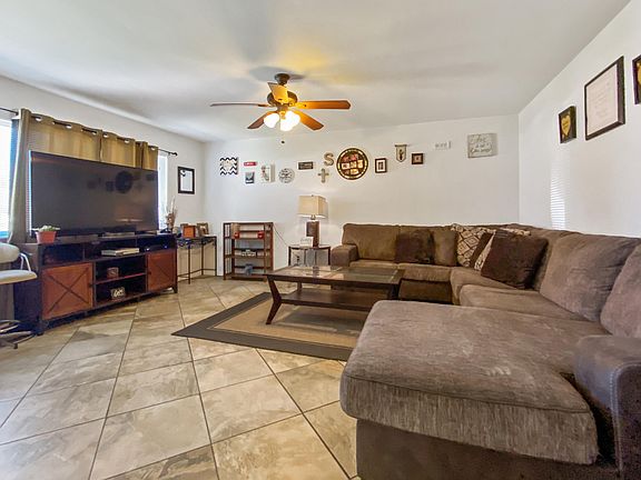 4th image of 3805 W Cambridge Ave
