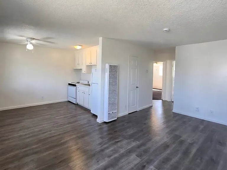 1380 E Bulldog Ln #102 — Photo 5