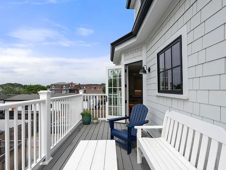 8 Sycamore St #C — Photo 24