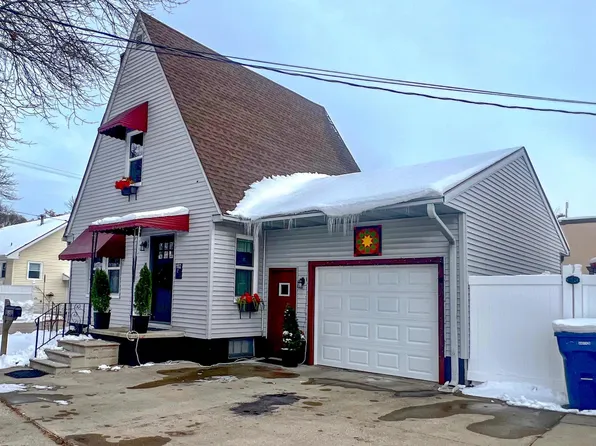 102 N Hampton St, Bay City, MI 48708