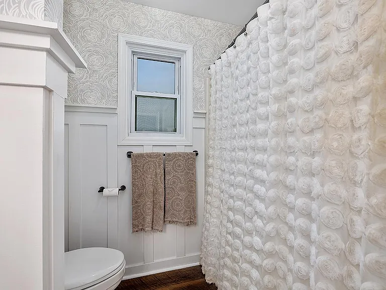 316 Edgewood Dr — Photo 10