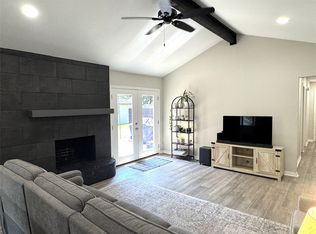2013 Oxford Cir, Grand Prairie, TX 75051