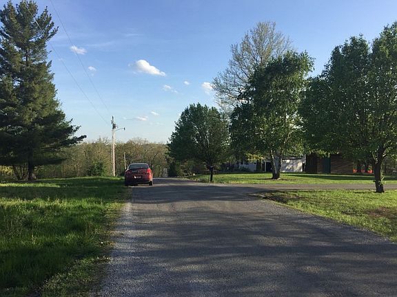 4th image of 809 Ponderosa Dr
