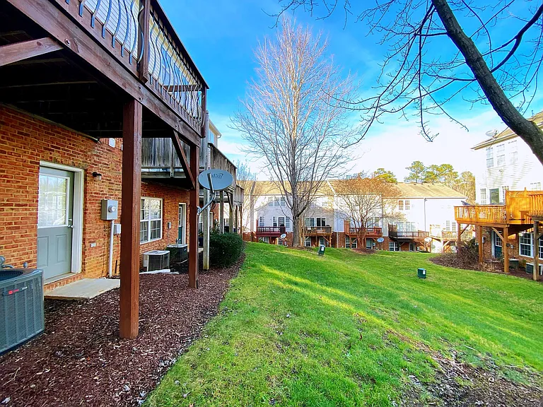 7006 Valerie Anne Dr — Photo 43