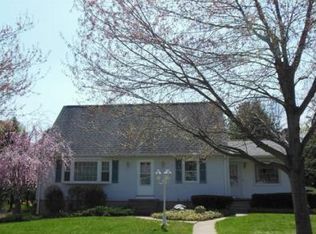 11 Kerry Ln, West Springfield, MA 01089