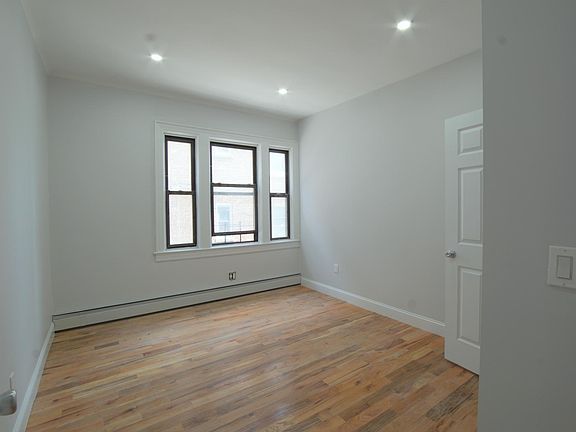 5th image of 845 E 232nd St #1