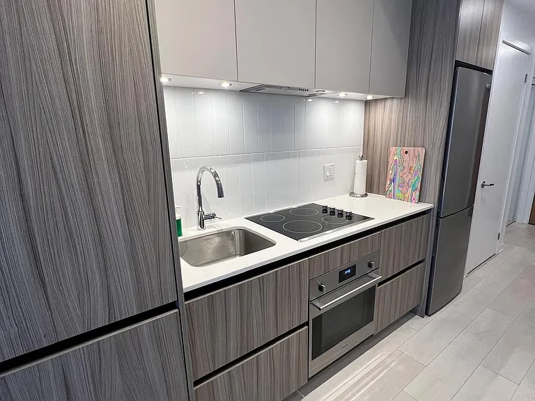 7950 Bathurst St #1212 — Photo 17