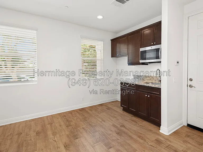 116 Fieldwood — Photo 8