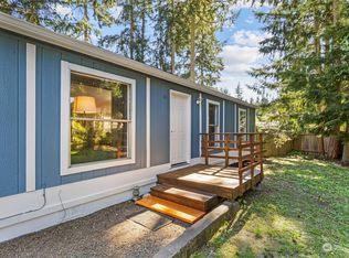 101 Noble Ln, Port Hadlock, WA
