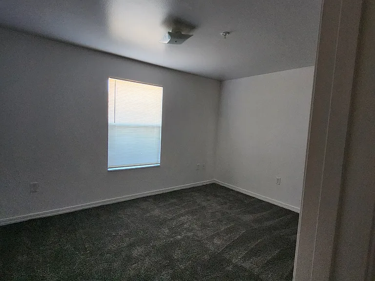 Vermillion View — Photo 24