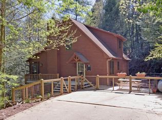 226 S Whitepath Cir, Ellijay, GA 30540