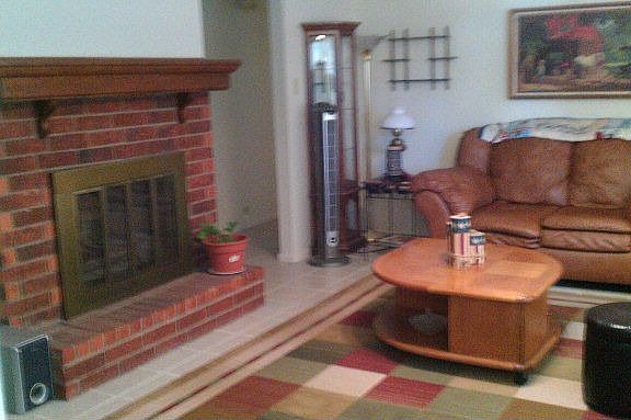 2nd image of 8627 Holiday Dr