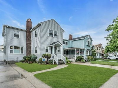 85-28 252 Street, Jamaica, NY, 11426