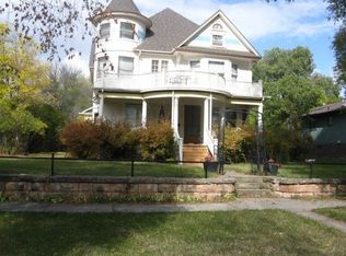 446 Jennings Ave, Hot Springs, SD 57747