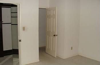 5th image of 1055 Kensington Park Dr Unit 607