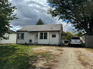 (Undisclosed Address), Cedar Rapids, IA 52404
