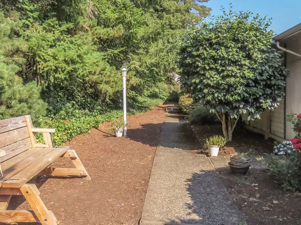 Swingwood, 1021 Swingwood Dr NE Space R025, Salem, OR 97303