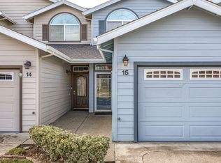 3855 Dover Ridge Dr APT 15, Medford, OR 97504