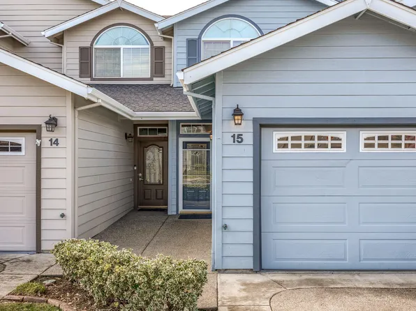 3855 Dover Ridge Dr APT 15, Medford, OR 97504
