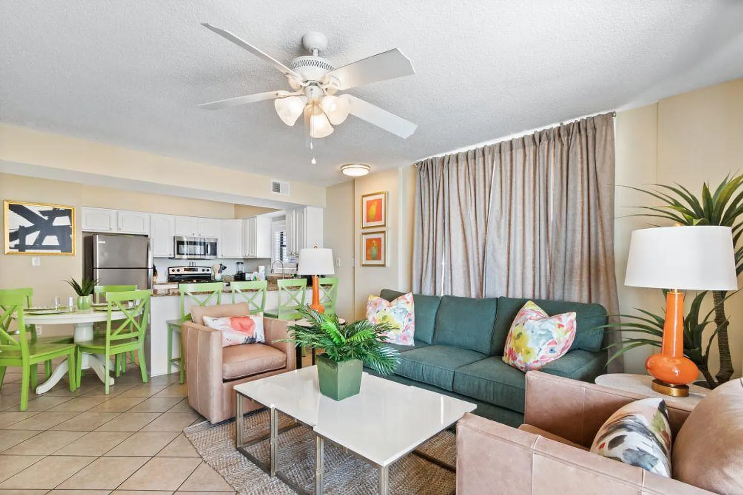 3 bed, 2.0 bath, 1076 sqft, $4,256 — Photo 1