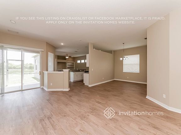 3rd image of 5407 Lexington Dr
