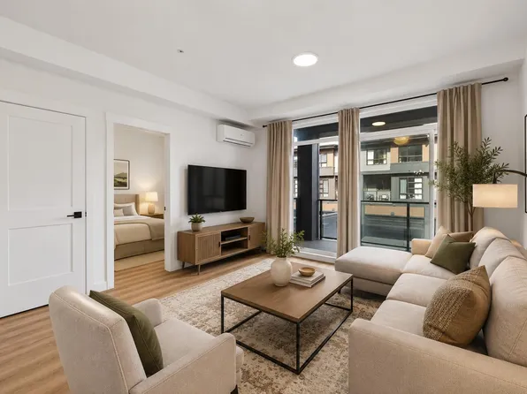 55 Lucas Blvd NW #2212, Calgary, AB T3P 1H8
