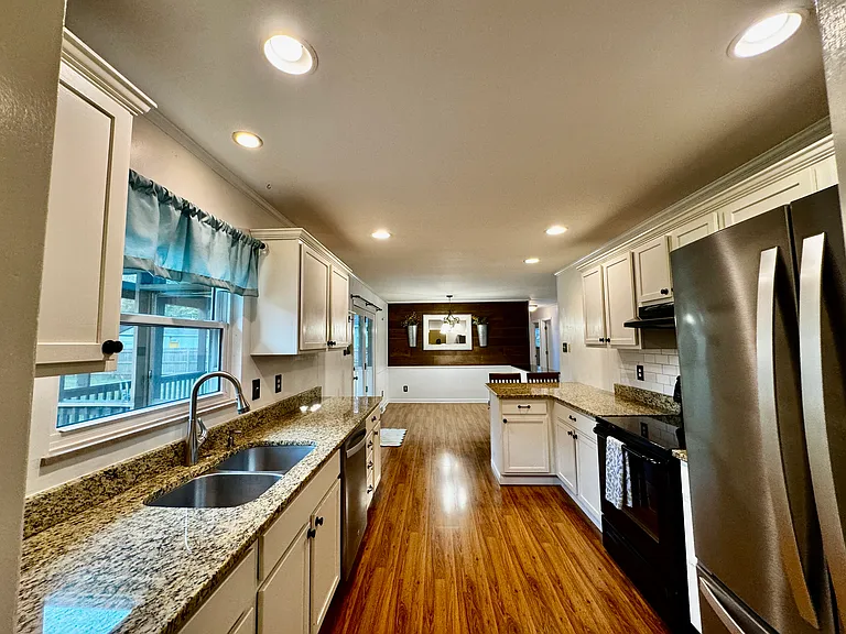 824 Noragate Rd — Photo 19