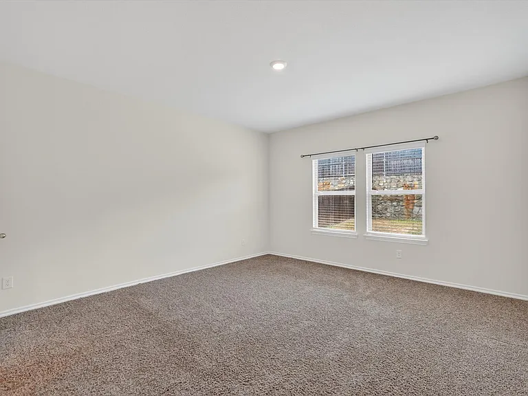 2109 Muscovy St — Photo 23