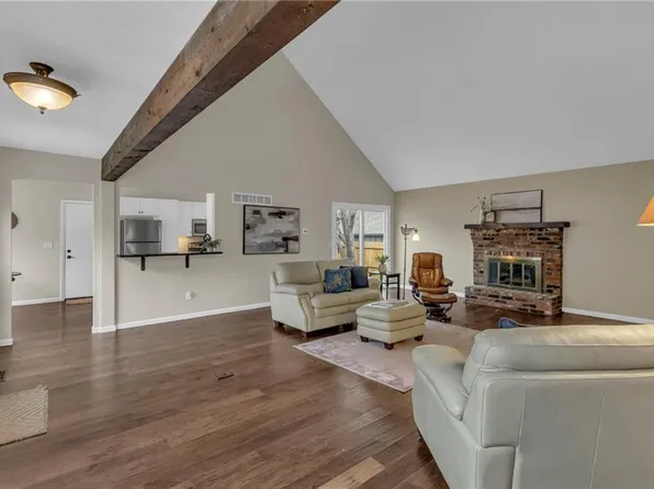 7204 Mastin St, Merriam, KS 66203