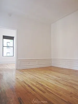 Rented by City Connections Realty | media 8