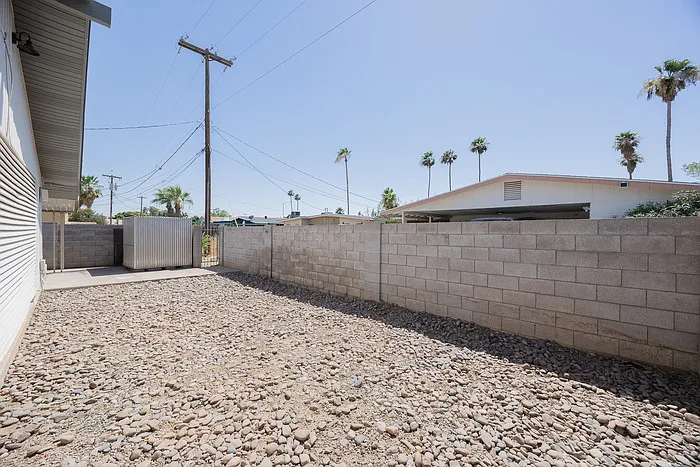 617 E Brown Rd — Photo 22