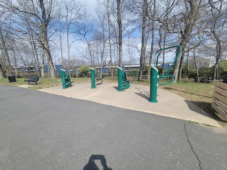 Outdoor Exercise pic#2