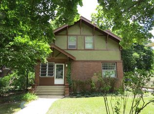 1051 Harlem Blvd, Rockford, IL 61103
