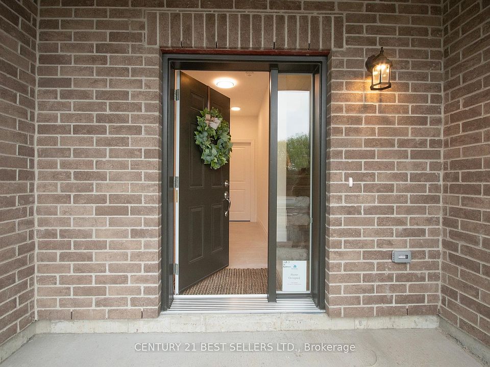 1st image of 79 Buchanan Ave