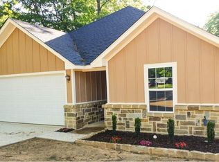 1614 Outer Dr, Tyler, TX 75701