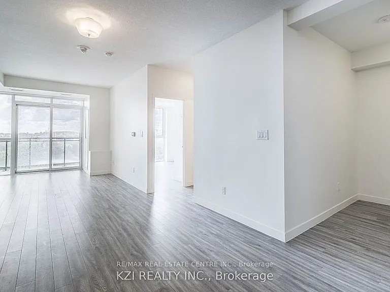 128 King St N #1001 — Photo 16