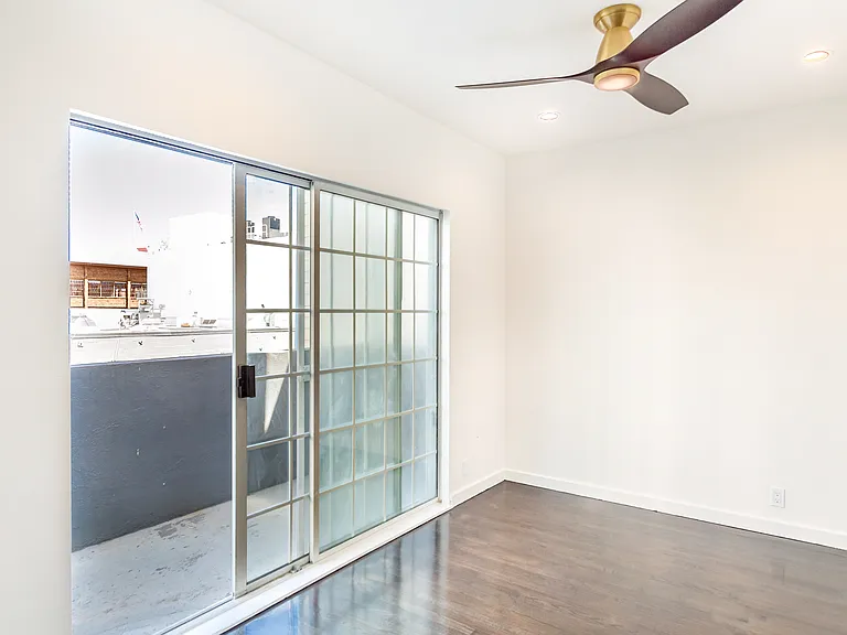 30 Washburn St #3 — Photo 18