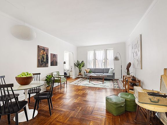 2nd image of 60 Plaza St E APT 4E