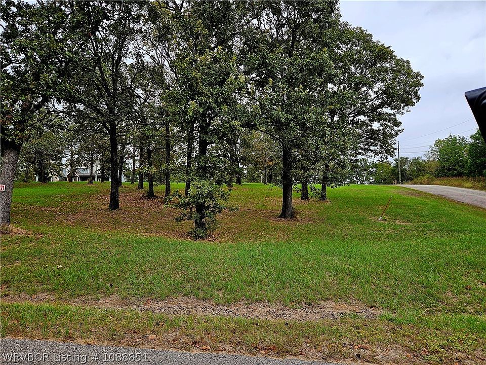1st image of Crestline Dr