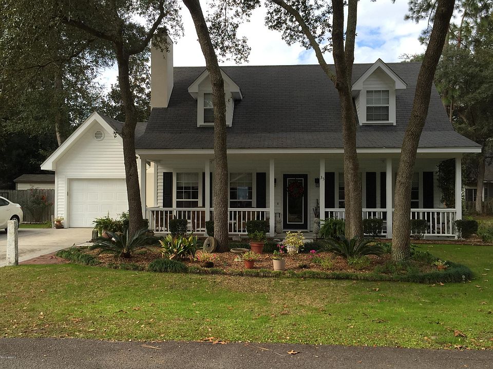 1st image of 35 Cedar Crest Circle