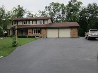 24702 S Willow Brook Trl, Crete, IL 60417